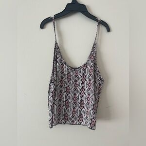 BRANDY MELVILLE | Patterned Cropped  Tank one size